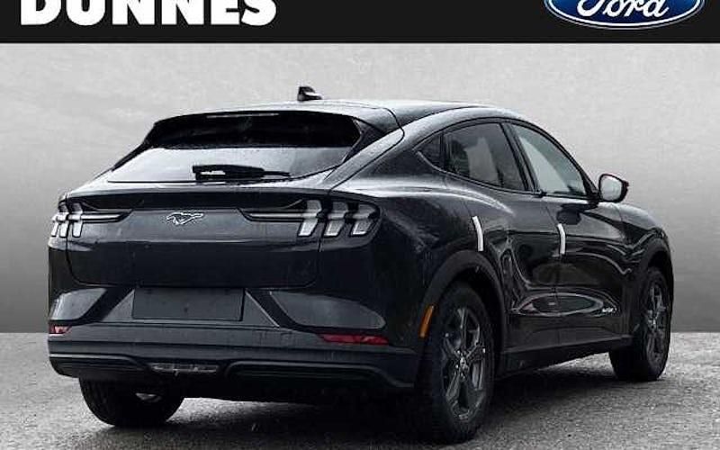 Gebraucht Ford Mustang Mach-E Extended Range 216 kW (294 PS) 2023 Dark matter SUV