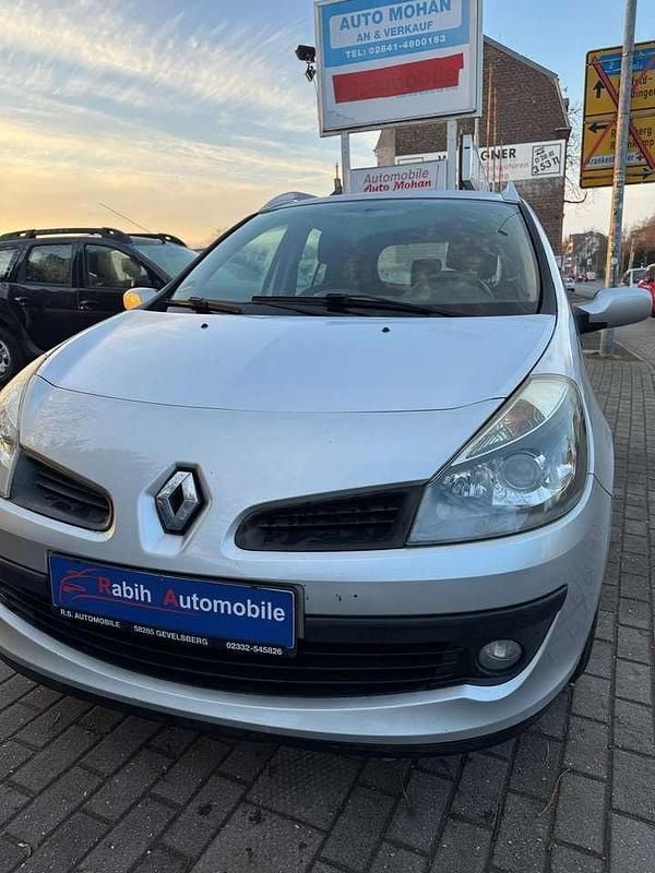 Gebraucht Renault Clio GrandTour Dynamique 101 PS (74 kW) 2008 Silber Kombi