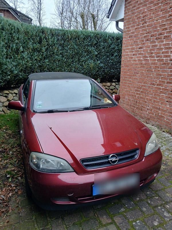 Rot Gebraucht 2004 Opel Astra Cabriolet Cabrio | 1.000 € (Superpreis) - Bild 1/4