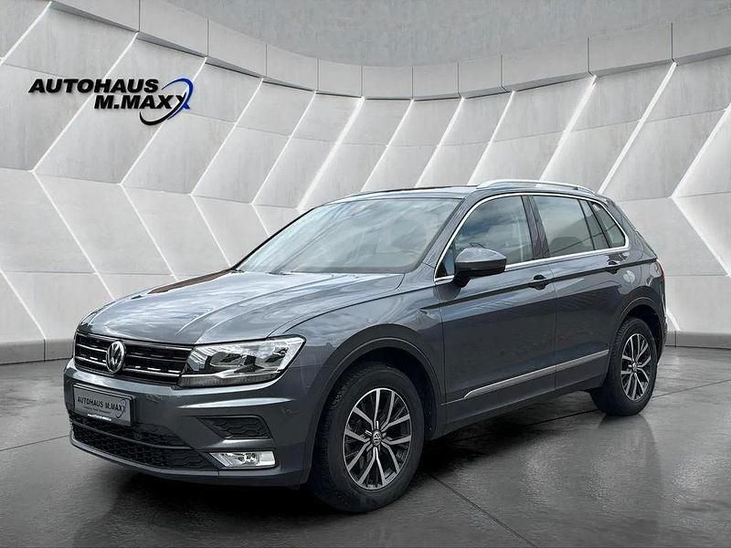 Grau Gebraucht 2016 VW Tiguan Comfortline SUV | 17.450 € (Guter Preis) - Bild 1/4