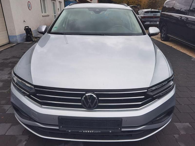 Gebraucht VW Passat Conceptline 150 PS (110 kW) 2021 Silber Kombi