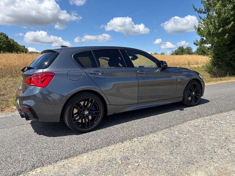 Grau Gebraucht 2016 BMW M135 Performance Kleinwagen | 26.500 € (Etwas zu teuer) - Bild 1/4