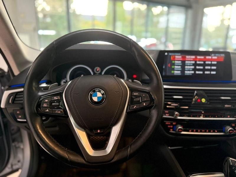Gebraucht BMW 530 Luxury Line 252 PS (185 kW) 2018 Silber Kombi