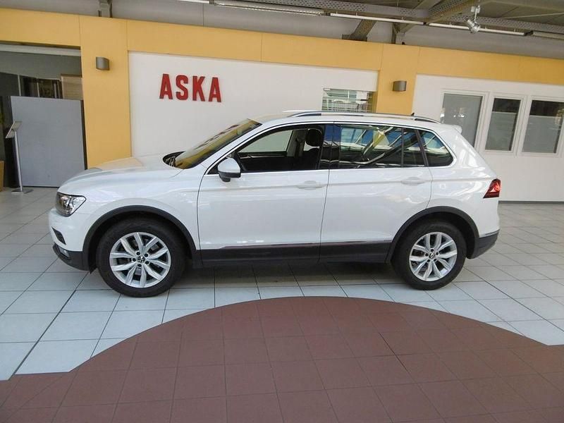 Gebraucht VW Tiguan Highline 190 PS (139 kW) 2020 Weiß SUV