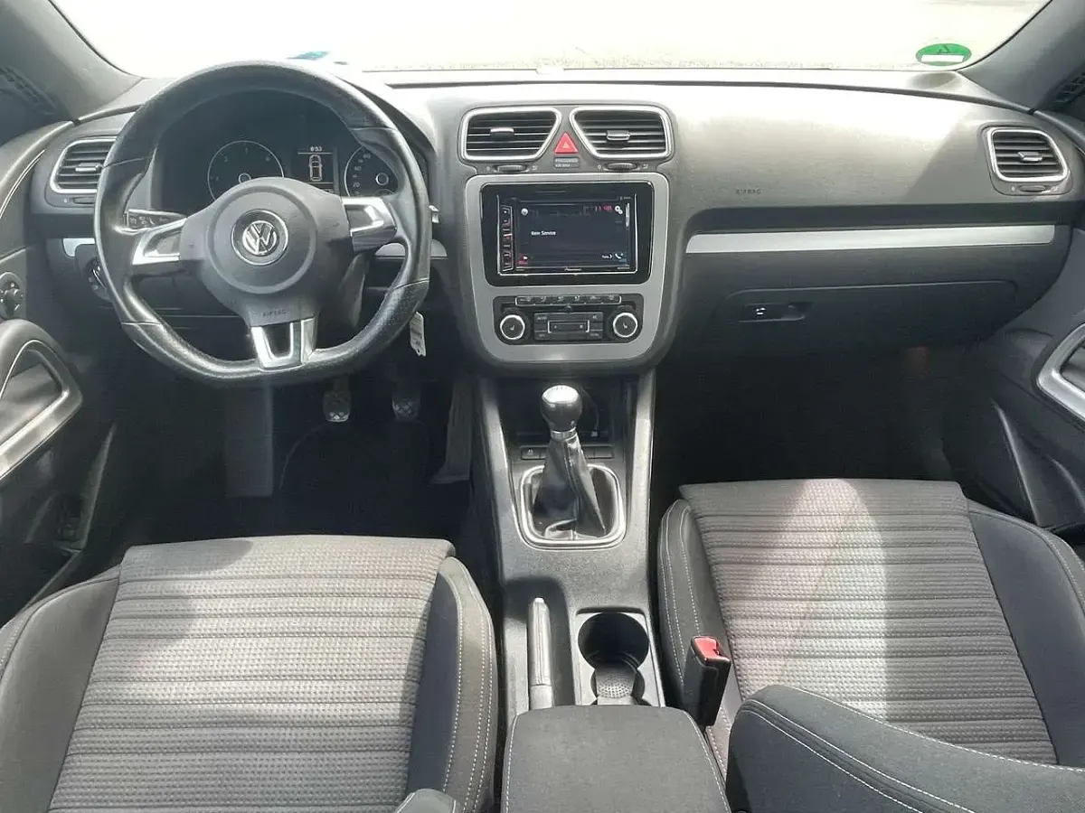 Gebraucht VW Scirocco Team 140 PS (102 kW) 2011 Salsa red Coupé