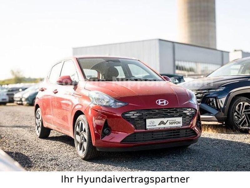 Dragon red Neu 2025 Hyundai i10 Trend Kleinwagen | 18.985 € (Fairer Preis) - Bild 1/4