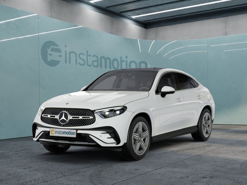 Gebraucht Mercedes GLC300e AMG 204 PS (150 kW) 2023 Weiß Coupé