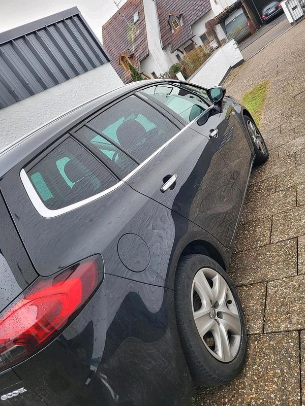 Gebraucht Opel Zafira 165 PS (121 kW) 2013 Schwarz Van / Kleinbus