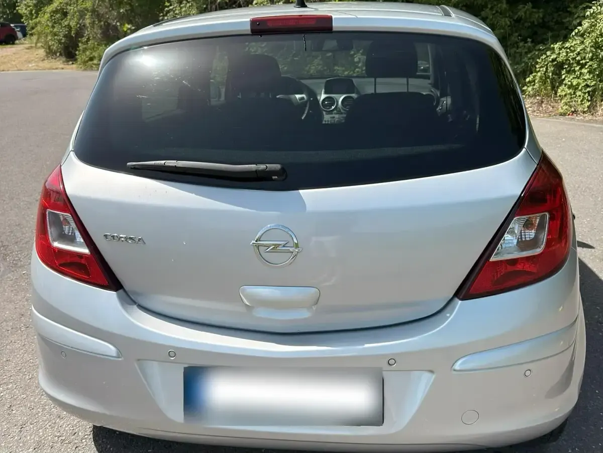 Gebraucht Opel Corsa Active 101 PS (74 kW) 2013 Grau Kleinwagen