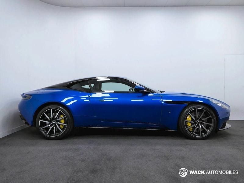Gebraucht Aston Martin DB11 609 PS (447 kW) 2018 Blau Coupé