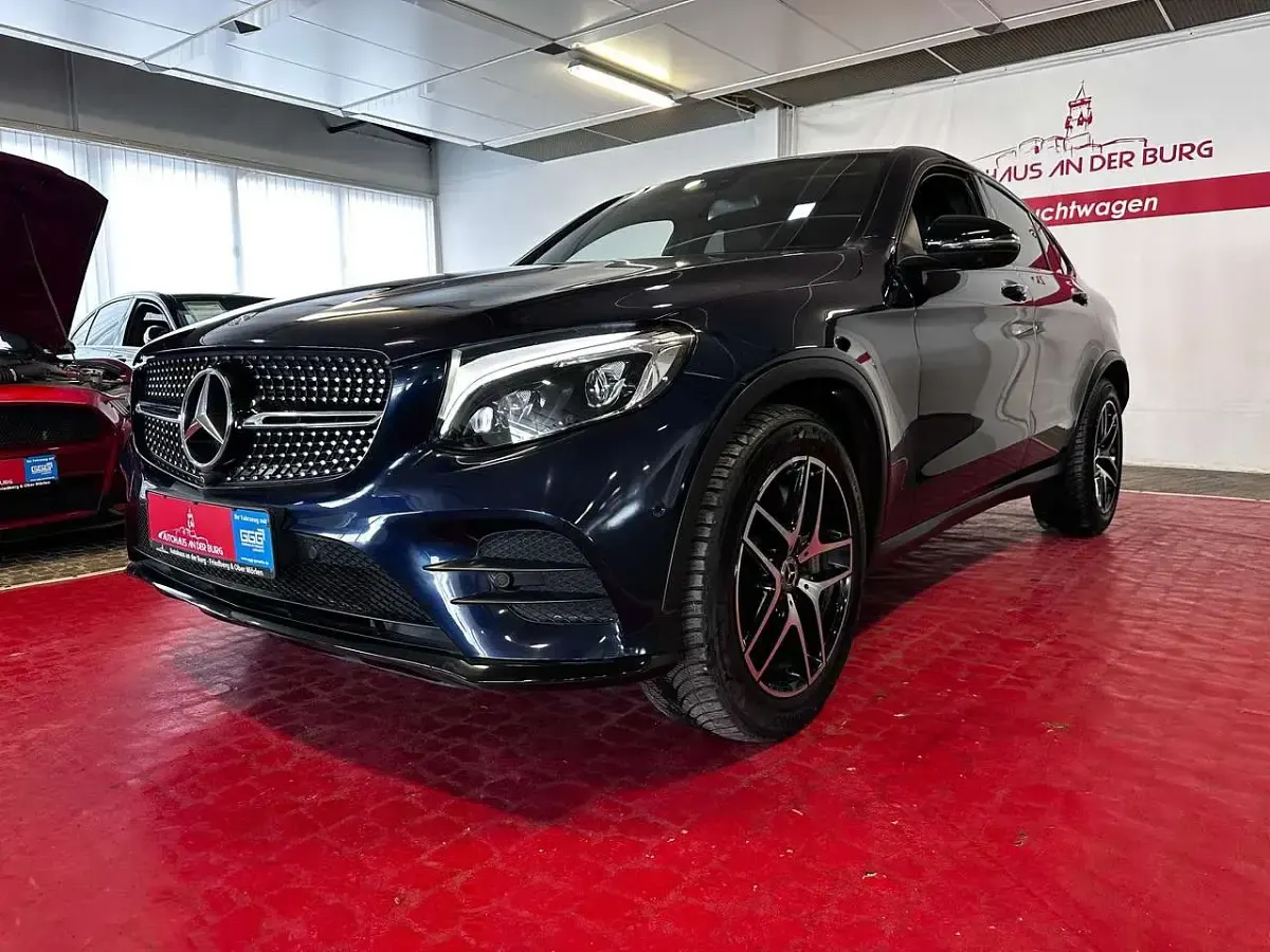 Gebraucht Mercedes GLC300 AMG line 245 PS (180 kW) 2017 Cavansitblau  metalliclack SUV