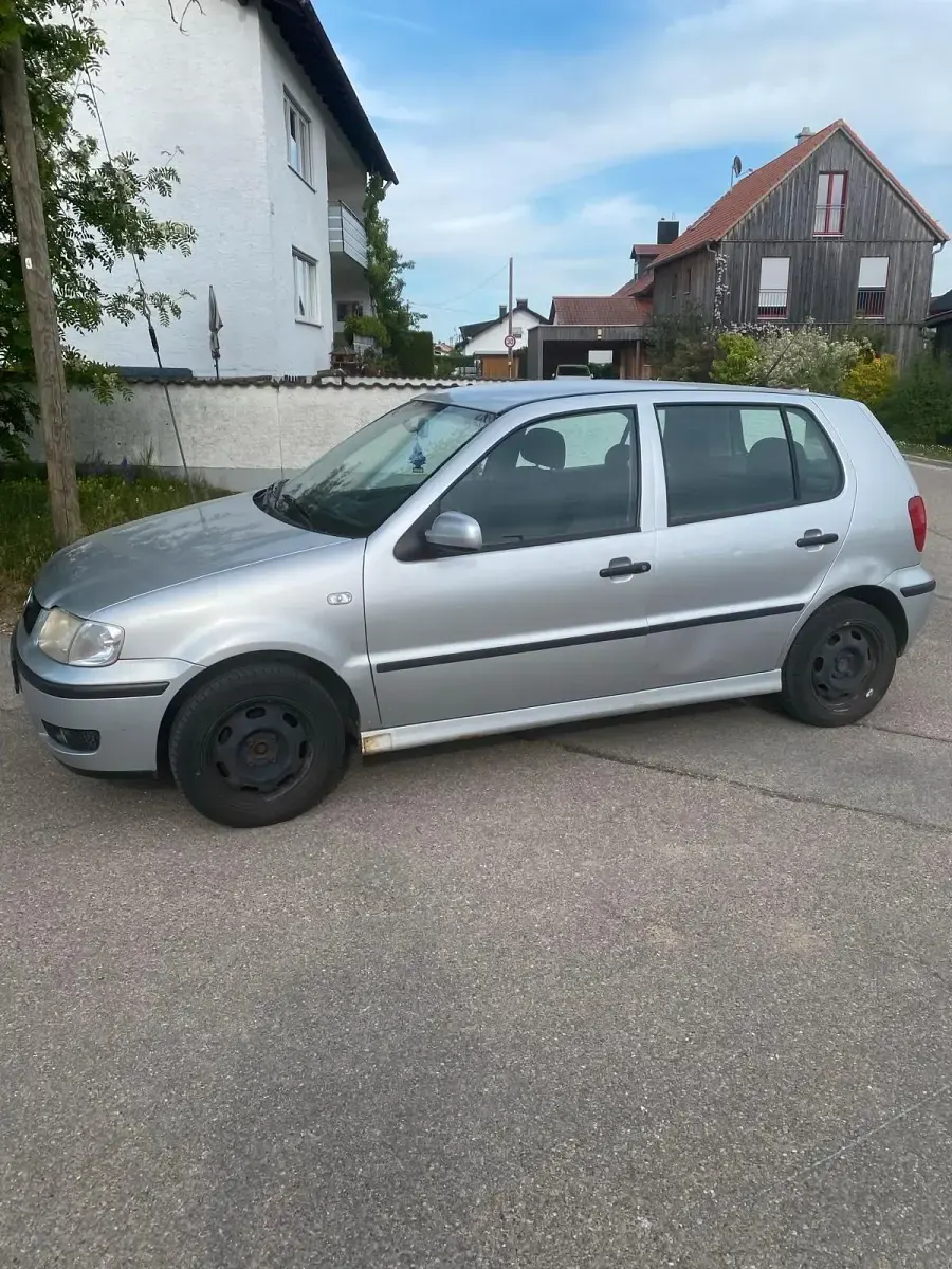 Brugt VW Polo 2001 Grå Hatchback