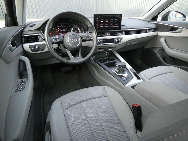 Gebraucht Audi A4 190 PS (139 kW) 2019 Mythosschwarz Limousine