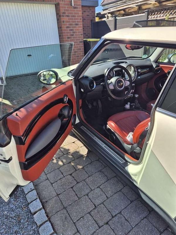 Second-hand Mini ONE 95 CP (69 kW) 2008 Alb Hatchback