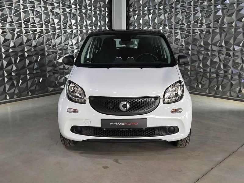 Usado Smart ForFour Basis 71 HP (52 kW) 2015 Preto Citadino