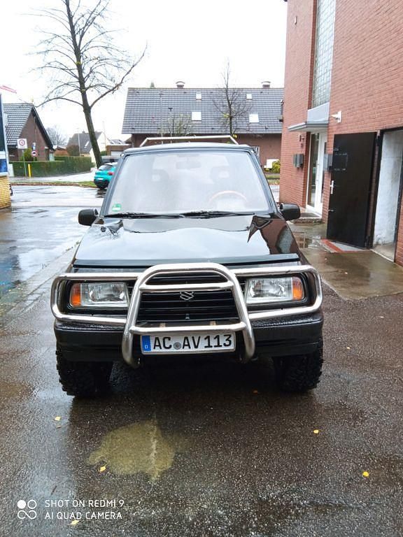 Schwarz Gebraucht 1991 Suzuki Vitara SUV | 1.750 € - Bild 1/4