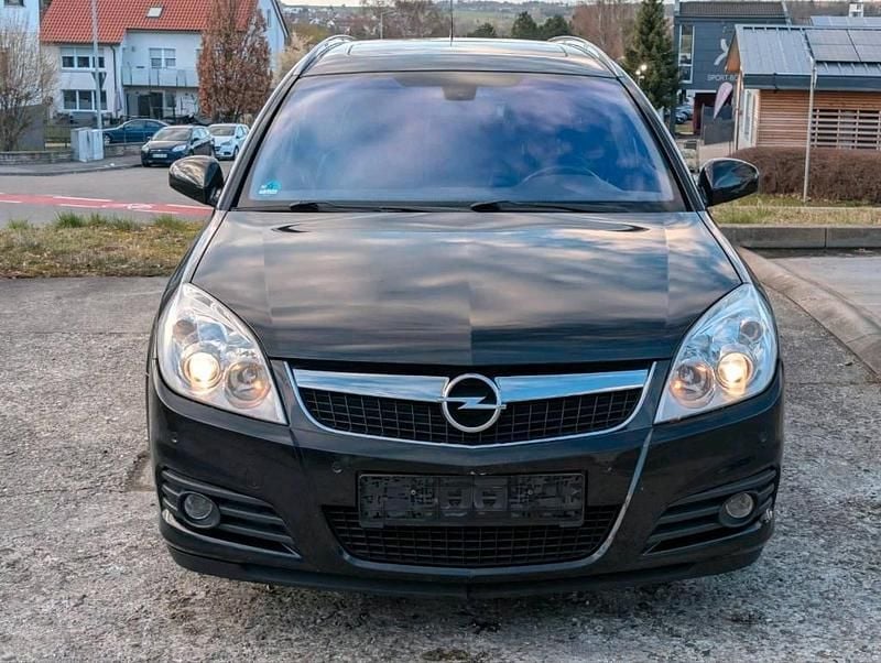 Gebraucht Opel Vectra 150 PS (110 kW) 2008 Schwarz Kombi