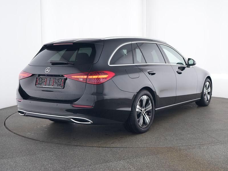 Gebraucht Mercedes C220 Avantgarde 197 PS (144 kW) 2025 Schwarz Limousine