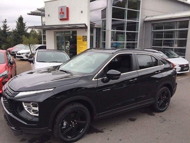 Schwarz Gebraucht 2024 Mitsubishi Eclipse Cross Plus SUV | 35.990 € (Teuer) - Bild 1/3