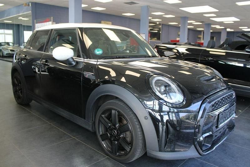 Schwarz Gebraucht 2022 Mini Cooper S Classic Kleinwagen | 19.980 € (Superpreis) - Bild 1/4