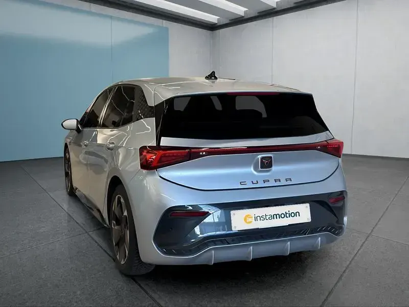 Second-hand Cupra Born 169 kW (231 CP) 2025 Argintiu Hatchback
