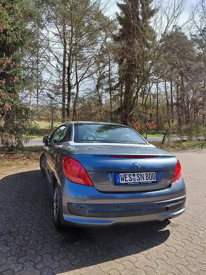 Gebraucht Peugeot 207 CC 120 PS (88 kW) 2010 Cabrio