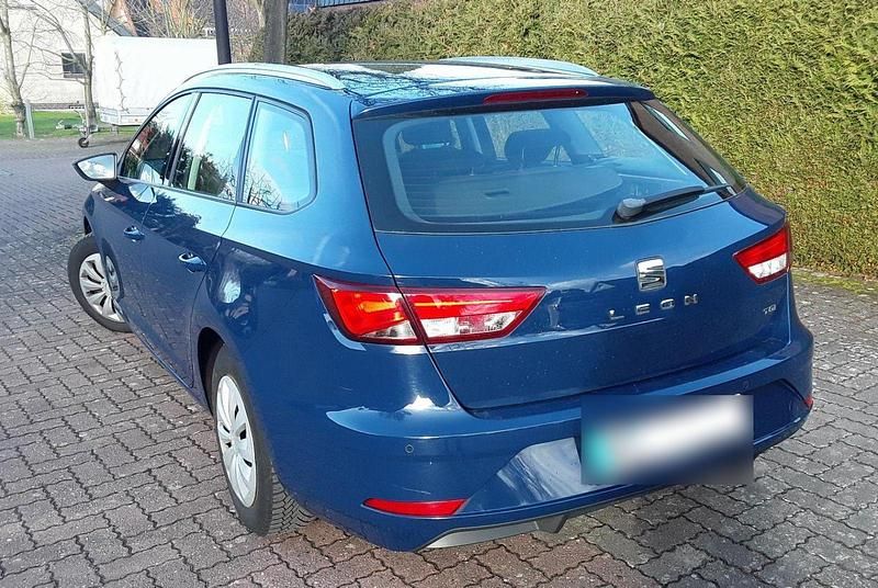 Gebraucht Seat Leon Style 131 PS (96 kW) 2019 Blau Kombi