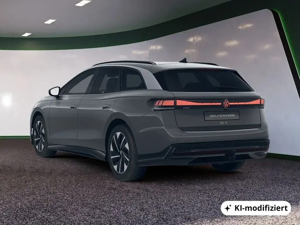Gebraucht VW ID.7 Pro 210 kW (286 PS) 2025 Grau / mondstein grau Kombi