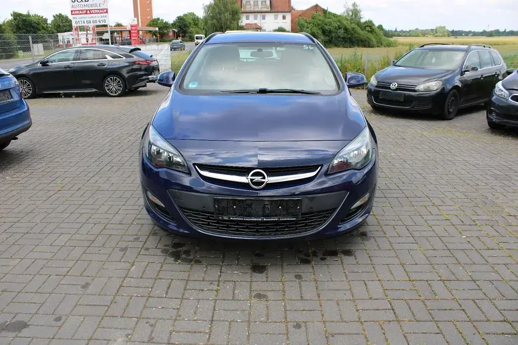 Gebraucht Opel Astra Selection 110 PS (80 kW) 2014 Blau Kombi