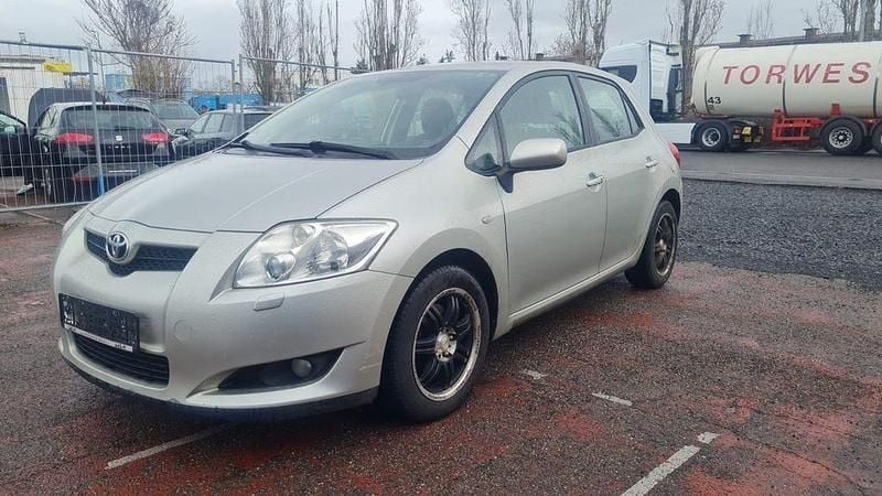 Gebraucht Toyota Auris Executive 126 PS (92 kW) 2008 Silber Kleinwagen