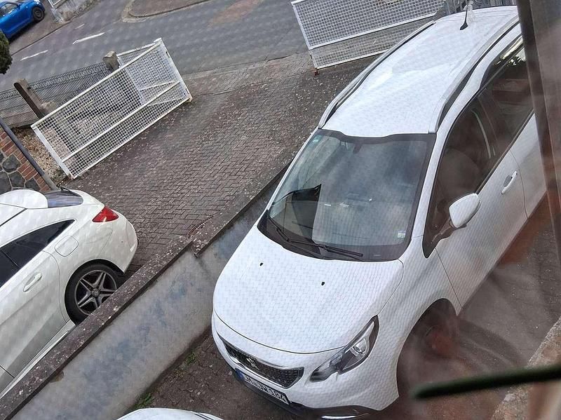 Gebraucht 2019 Peugeot 2008 SUV | 10.000 € (Fairer Preis) - Bild 1/2