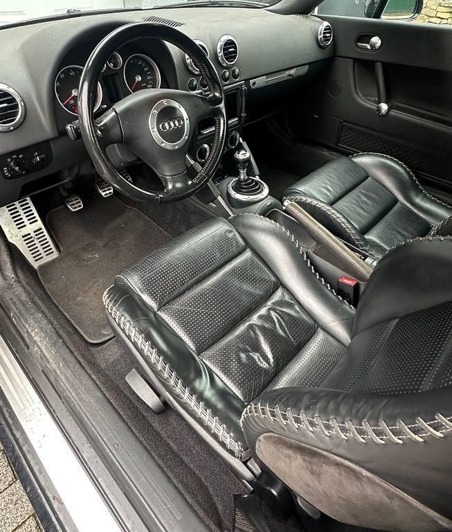 Gebraucht Audi TT Roadster Sport 150 PS (110 kW) 2005 Schwarz Cabrio