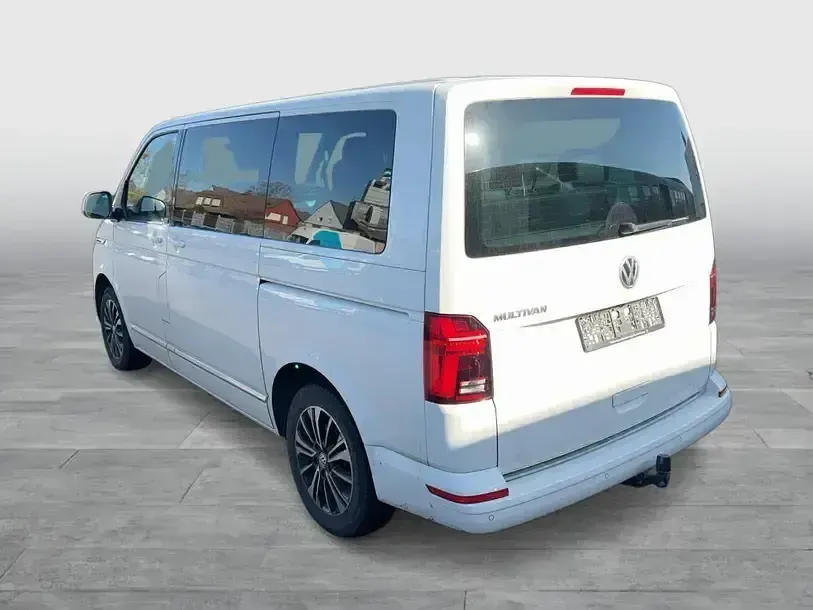 Second-hand VW Multivan Comfortline 150 CP (110 kW) 2020 Alb Monovolum