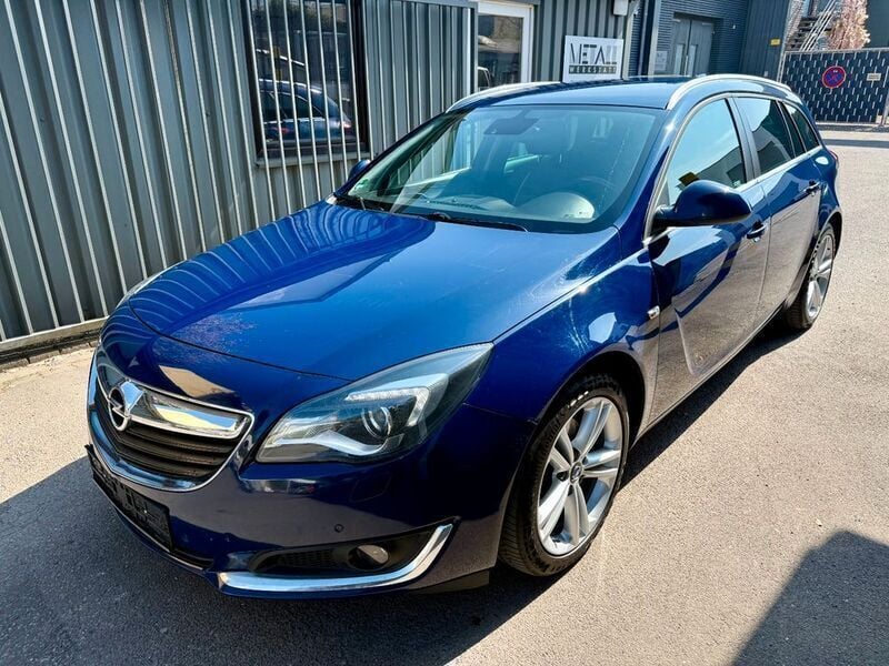Blau Gebraucht 2017 Opel Insignia Business Edition Kombi | 7.400 € (Superpreis) - Bild 1/4