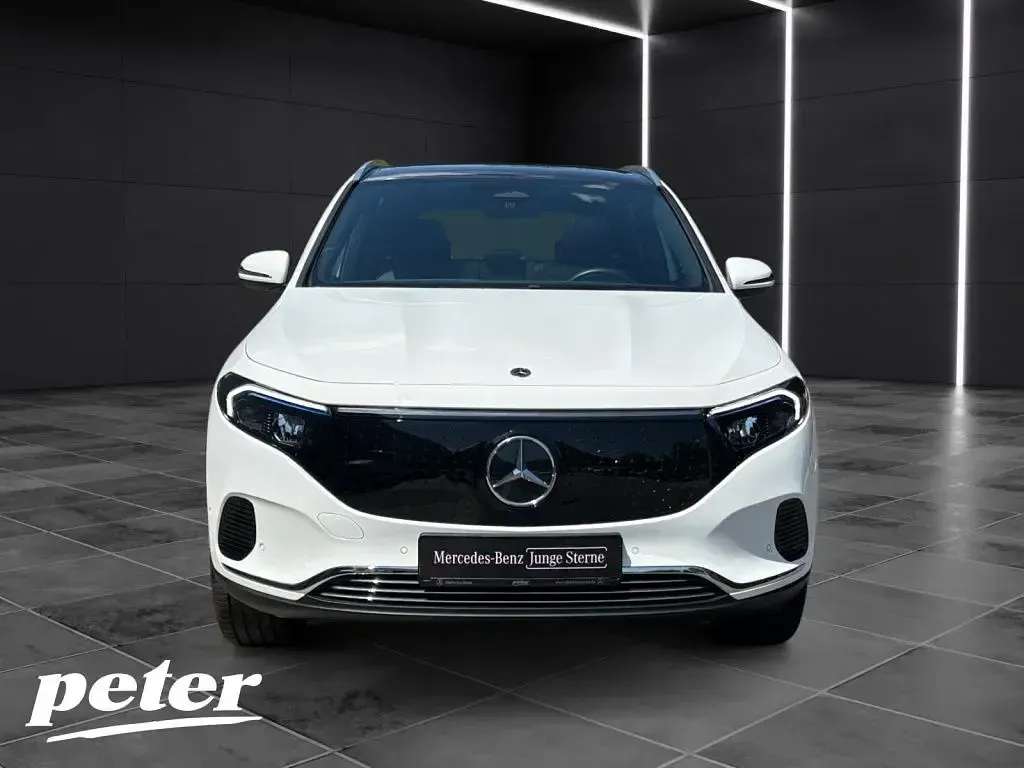 Gebraucht Mercedes EQA250 Advanced 139 kW (190 PS) 2025 Weiß SUV