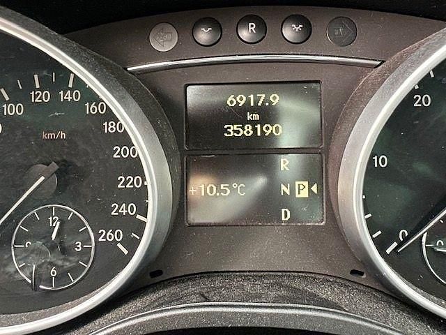 Gebraucht Mercedes ML320 224 PS (164 kW) 2005 Grau SUV