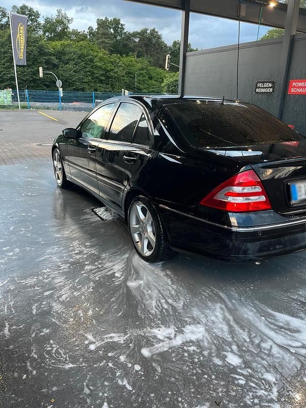 Gebraucht Mercedes C230 204 PS (150 kW) 2005 Schwarz Limousine