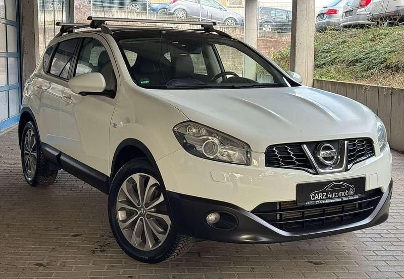 Weiß Gebraucht 2013 Nissan Qashqai Visia SUV | 7.900 € (Fairer Preis) - Bild 1/4