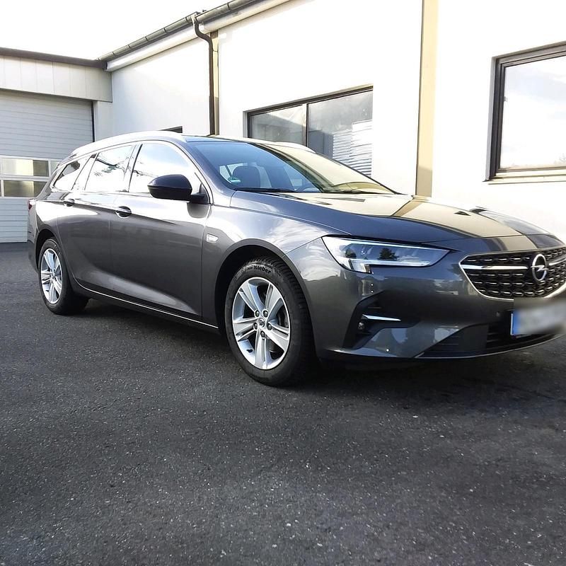 Grau Gebraucht 2022 Opel Insignia Kombi | 18.950 € (Guter Preis) - Bild 1/4