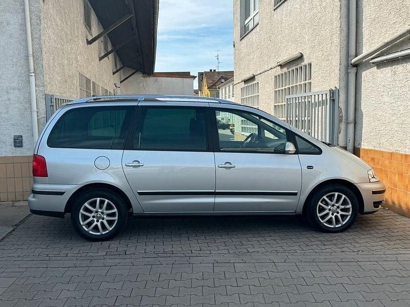 Gebraucht VW Sharan Freestyle 116 PS (85 kW) 2007 Silber Van / Kleinbus