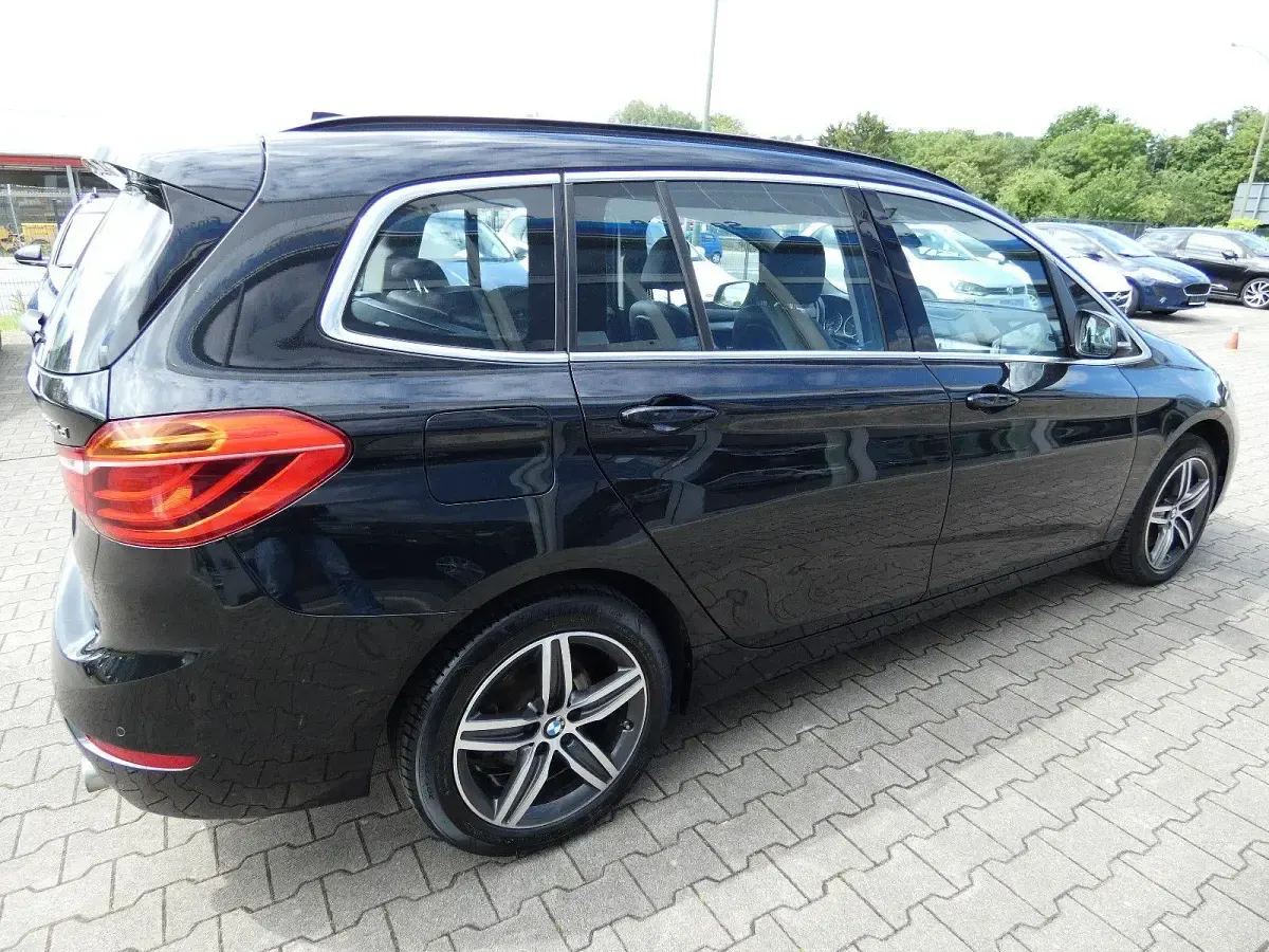 Gebraucht BMW 220 Advantage 190 PS (139 kW) 2016 Schwarz Kombi
