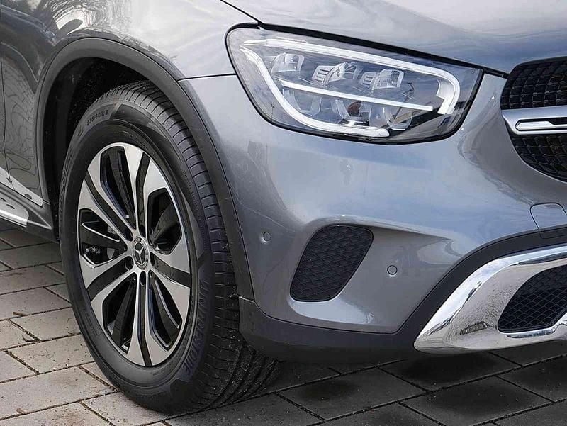 Gebraucht Mercedes GLC300e Urban 320 PS (235 kW) 2022 Grau Coupé