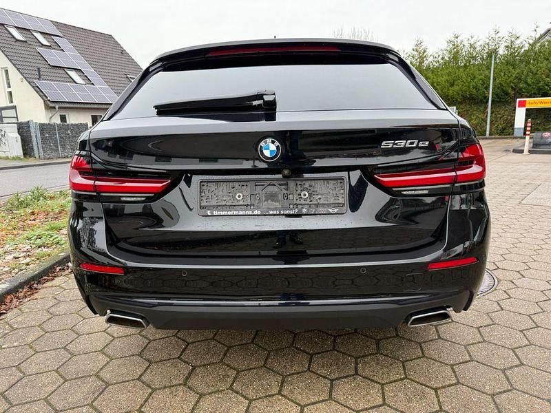 Gebraucht BMW 530e Shadowline 184 PS (135 kW) 2021 Schwarz Kombi