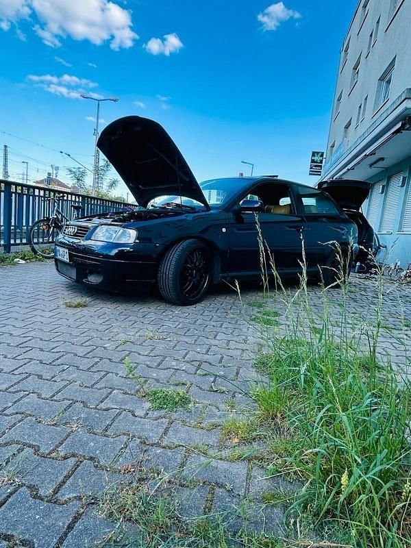 Blau Gebraucht 1997 Audi A3 Coupé | 2.300 € (Fairer Preis) - Bild 1/4