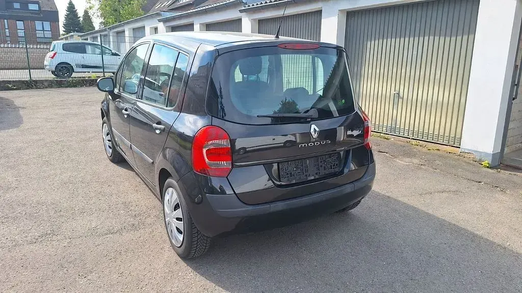 Usado Renault Modus Expression 75 HP (55 kW) 2010 Preto Monovolume