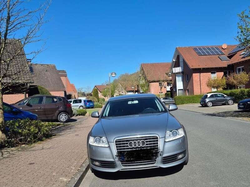 Grau Gebraucht 2011 Audi A6 Limousine | 243.700 € - Bild 1/4