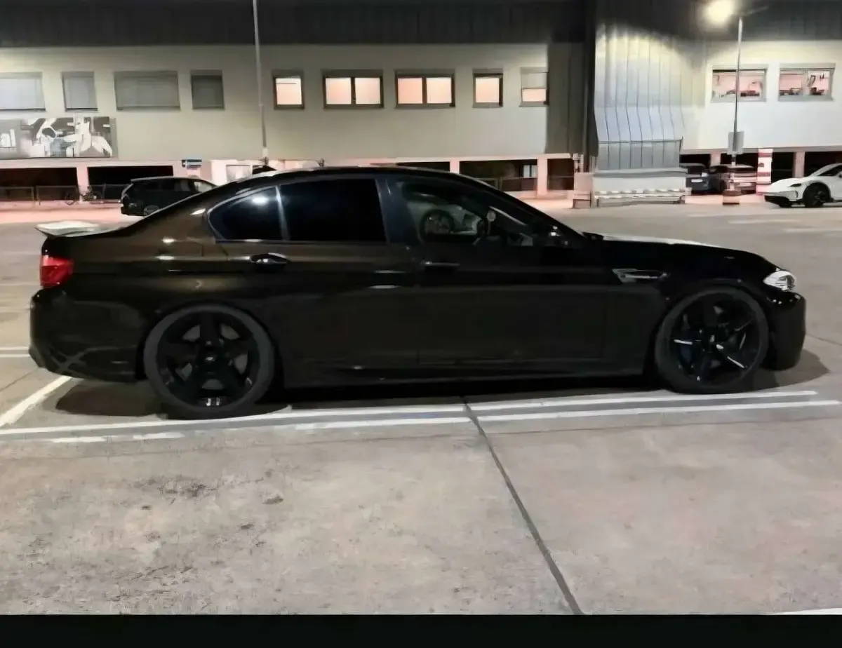 Gebraucht BMW M5 Basis 751 PS (552 kW) 2013 Schwarz Limousine