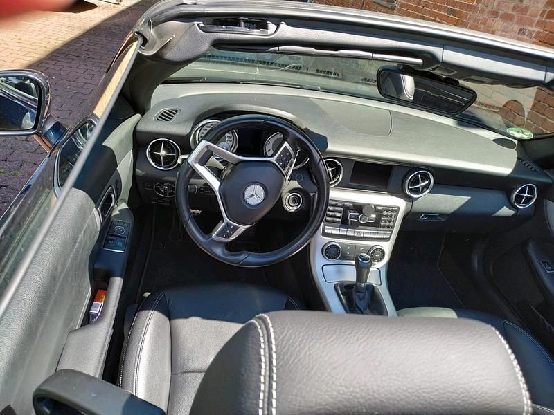 Gebraucht Mercedes SLK200 2012 Blau Cabrio