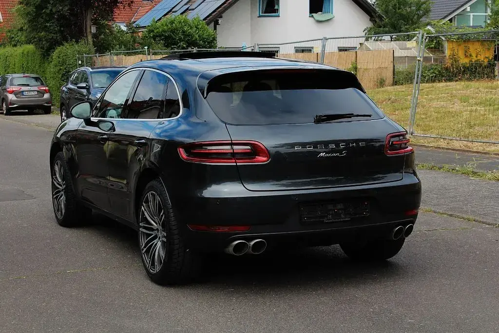 Gebraucht Porsche Macan S 258 PS (189 kW) 2018 Schwarz SUV
