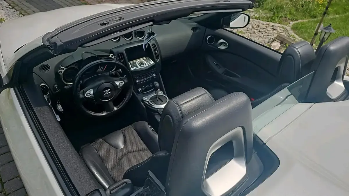 Gebraucht Nissan 370Z 328 PS (241 kW) 2014 Weiß Cabrio